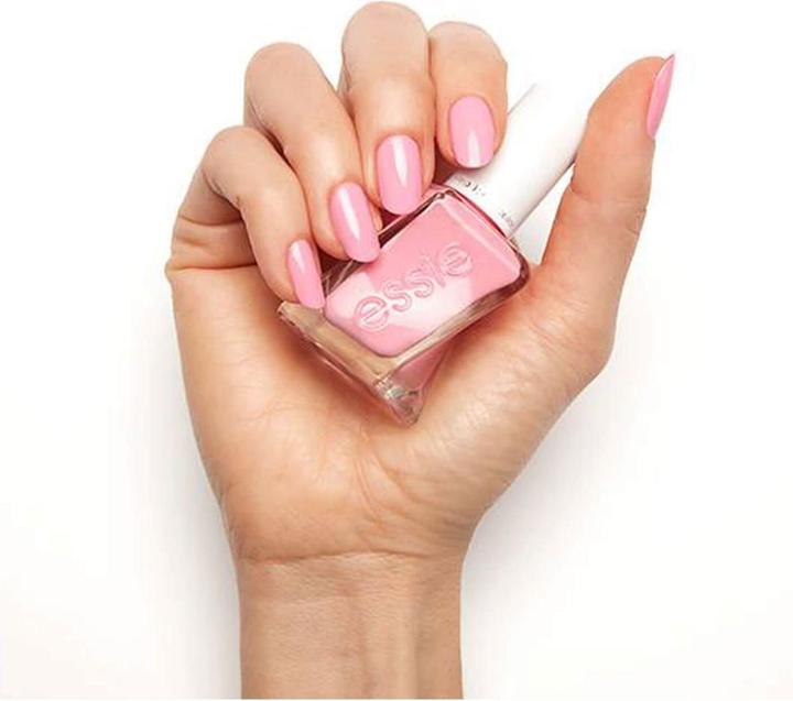 Actual product image Essie gel couture (150 haute to trot, Colour paint)