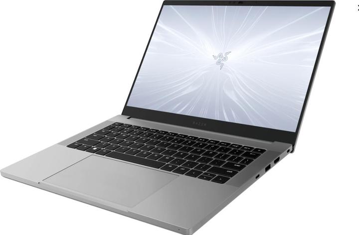 Actual product image Razer Blade 14 (14", AMD Ryzen 9 8945HS, 32 GB, 1000 GB, DE)