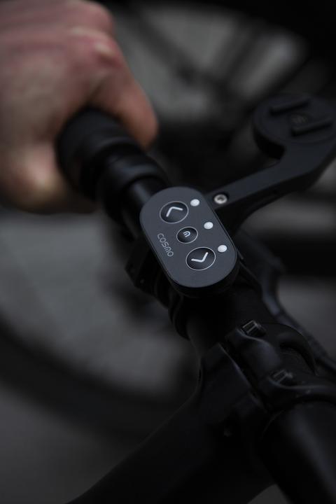 Actual product image Cosmo Connected Cosmo Ride + Remote Control (80 lm)