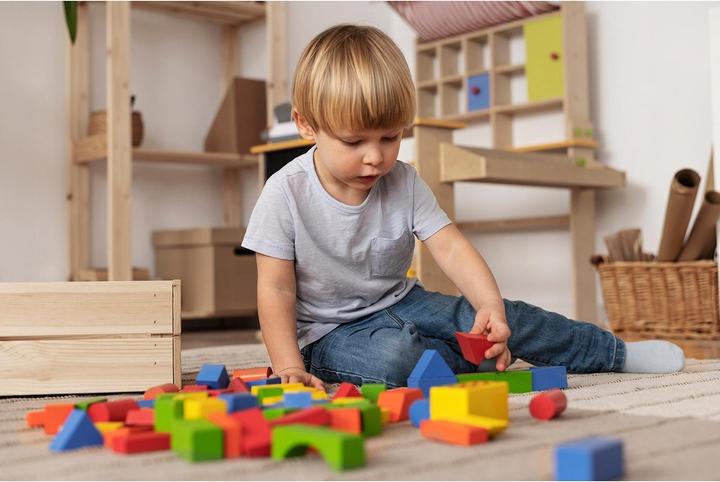 Image du produit Kruzzel 100 cubes en bois dans un seau avec couvercle de tri