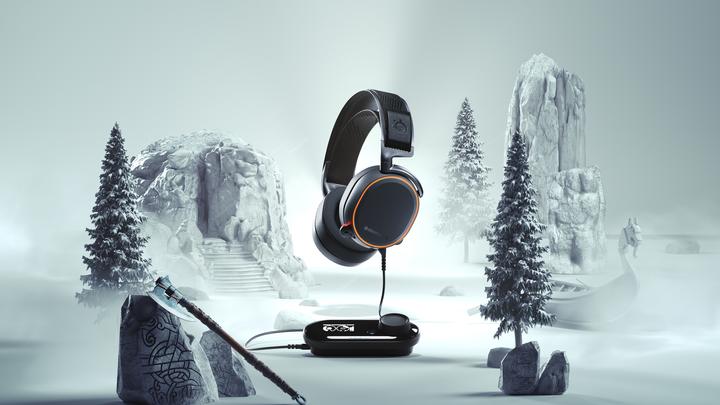 Actual product image SteelSeries Arctis Pro + GameDAC (RGB) (Cable)