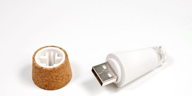 Actual product image Suck UK Bottle Light (0.02 m)