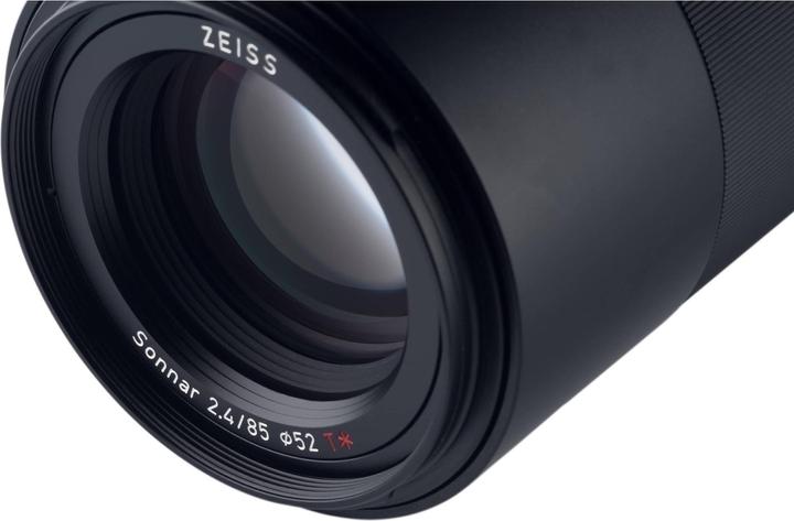 Actual product image Zeiss Loxia 85mm f/2.4 (Sony E, full size)
