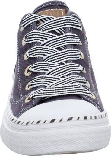 Actual product image Mustang Sneaker (40)