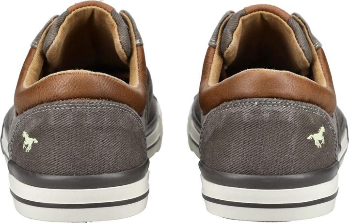Actual product image Mustang Sneaker (41)