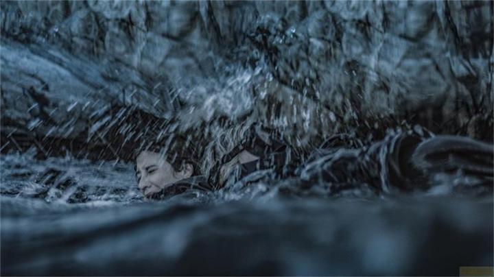 Produktbild Plaion Breaking Surface - Tödliche Tiefe (Blu-ray, Deutsch)