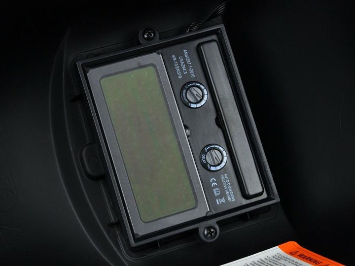 Actual product image GEKO Self-dimming flame welding helmet