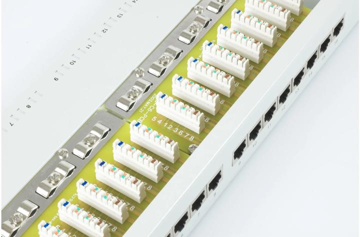 Produktbild equip 19" Patchpanel: 16 Port, 1HE, grau