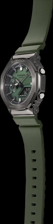 Actual product image G-Shock GM-2100B-3AER (Digital watch, Analogue wristwatch, 44.40 mm)
