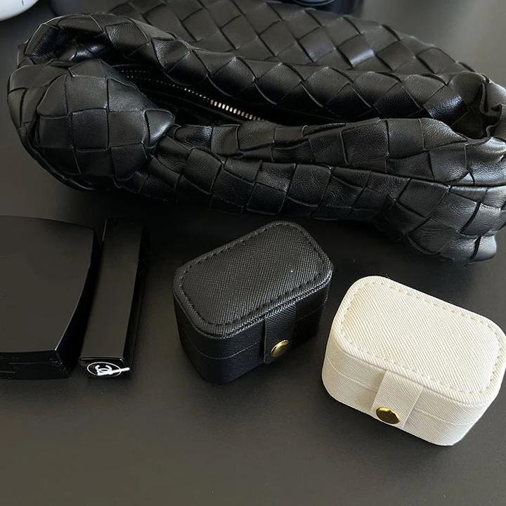 Image du produit Only-Bags.Store Mini portable Petit sac de rangement pour bijoux Voyage Simple en cuir Collier Boucles d'oreilles