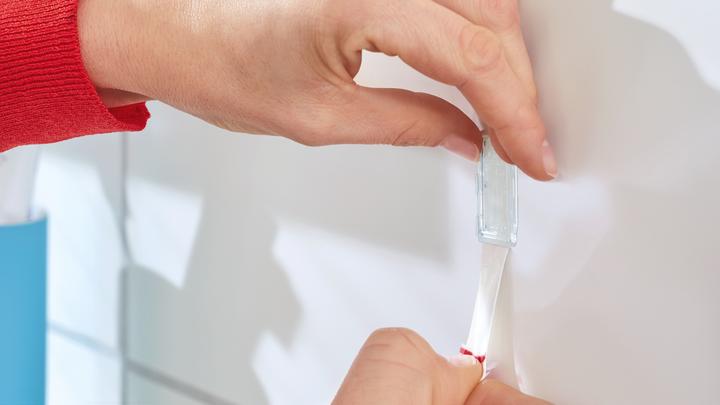 Productafbeelding tesa Powerstrips haken LARGE rechthoek, zwart gemaakt van hoogwaardig kunststof, herbruikbaar met