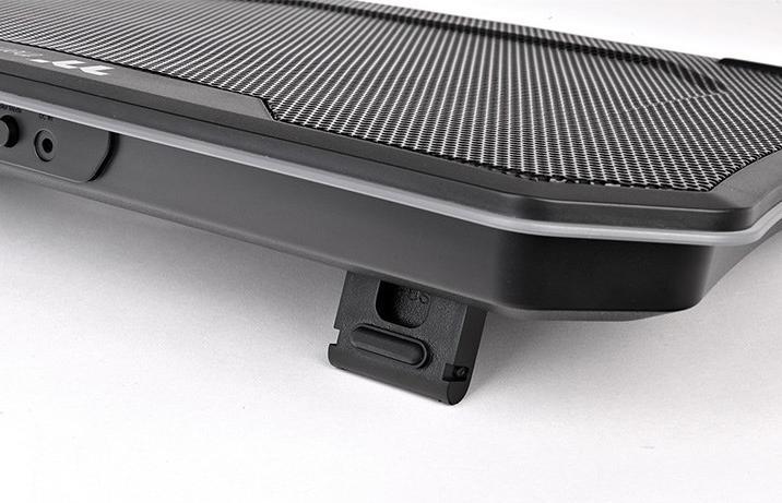 Actual product image Thermaltake Massive 12 notebook cooling pad (15") 1500 RPM Black