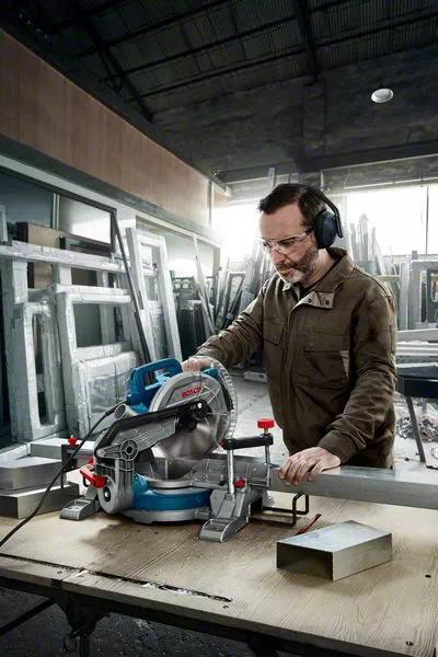 Immagine prodotto Bosch Professional GCM 216