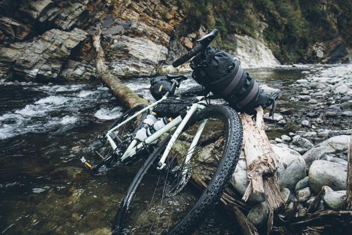 Produktbild Topeak Backloader (15 l, Satteltasche)