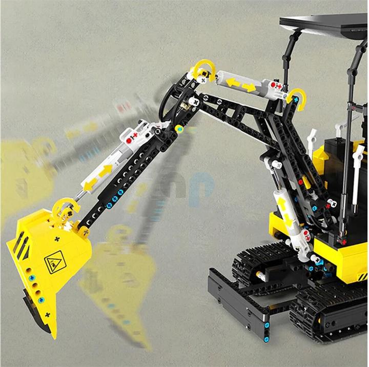 Actual product image HappyBuild 22006 - Small Excavator (RC) (1718 pieces)