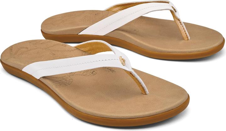 Actual product image OluKai Honu (39)