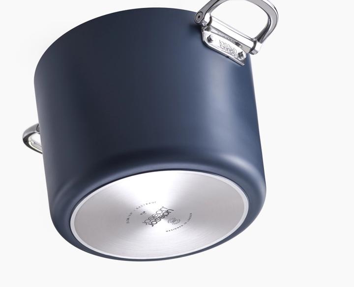 Actual product image Joseph Joseph Space soup pot with folding handles D25cm (25 cm, Pot, Aluminium)