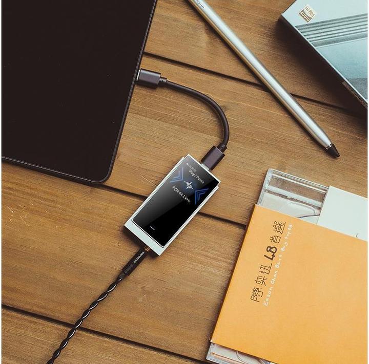 Actual product image Shanling UA6 (USB-DAC, Display, gain switch)