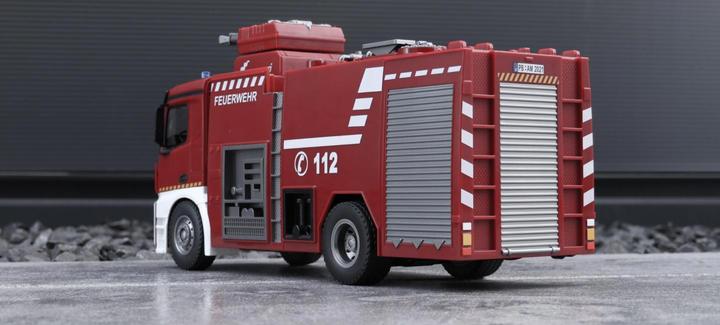 Actual product image Amewi Mercedes Benz Fire Truck Electric Brushed Truck 2WD 1:18 RTR (RTR Ready-to-Run)