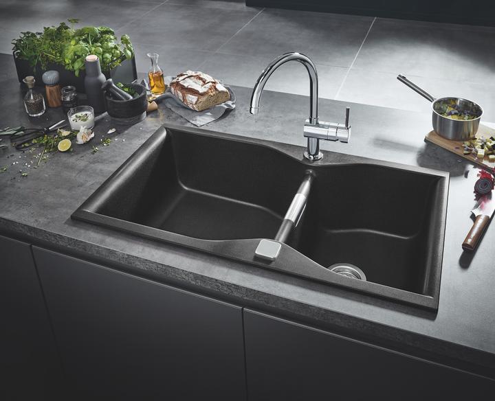 Actual product image Grohe Einhand-Spültischbatterie MINTA 1/2Zoll, C-Auslauf cool sunrise gebürste
