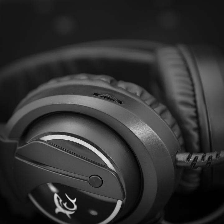 Actual product image White Shark WOLF GH-2044 (Cable)