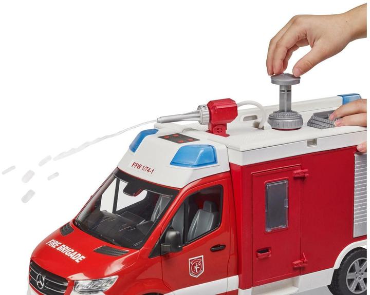 Immagine prodotto Bruder MB Autopompa Sprinter con modulo luci e suoni