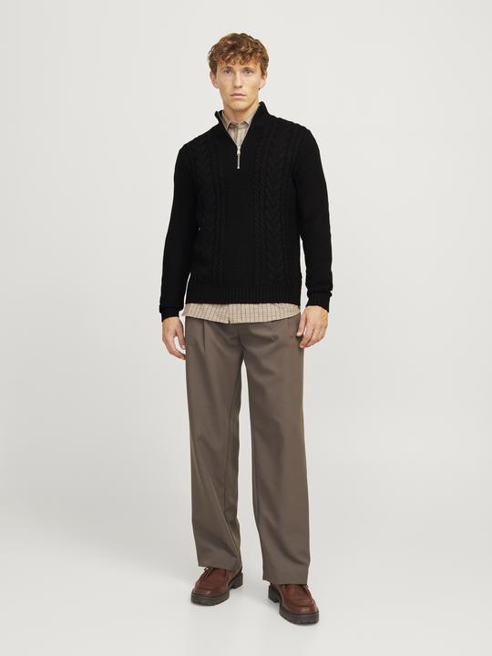 Produktbild Jack & Jones Einfarbig Viertel-Reissverschluss Viertel-Reissverschluss (XL)