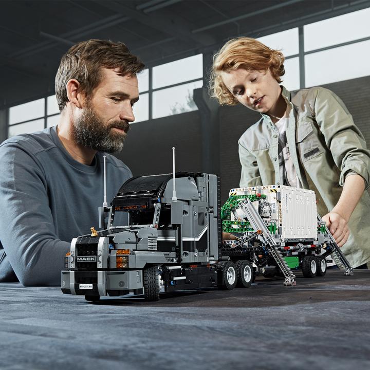 Image du produit LEGO Mack Anthem (42078, LEGO Technic)