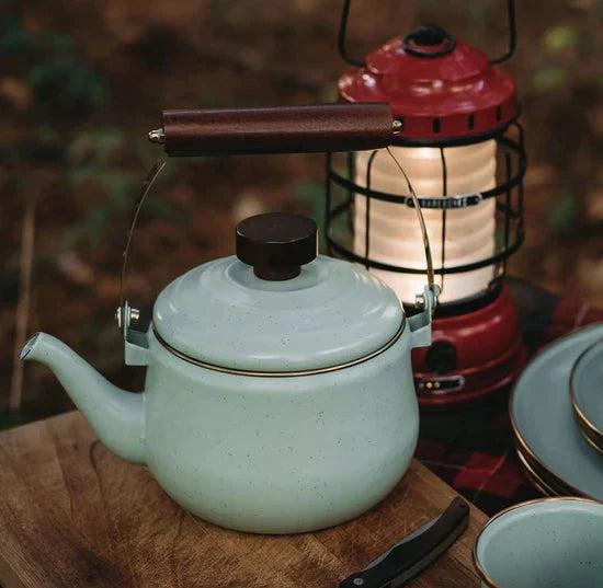 Produktbild Barebones Enamel Teekanne 1.5L (1.50 l)