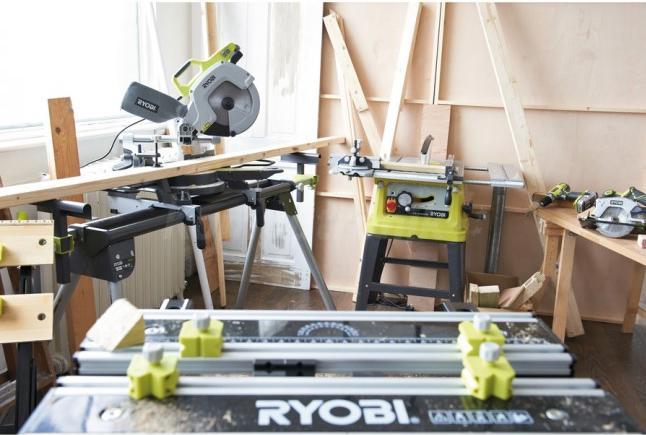 Productafbeelding Ryobi Hak- en verstekzaag