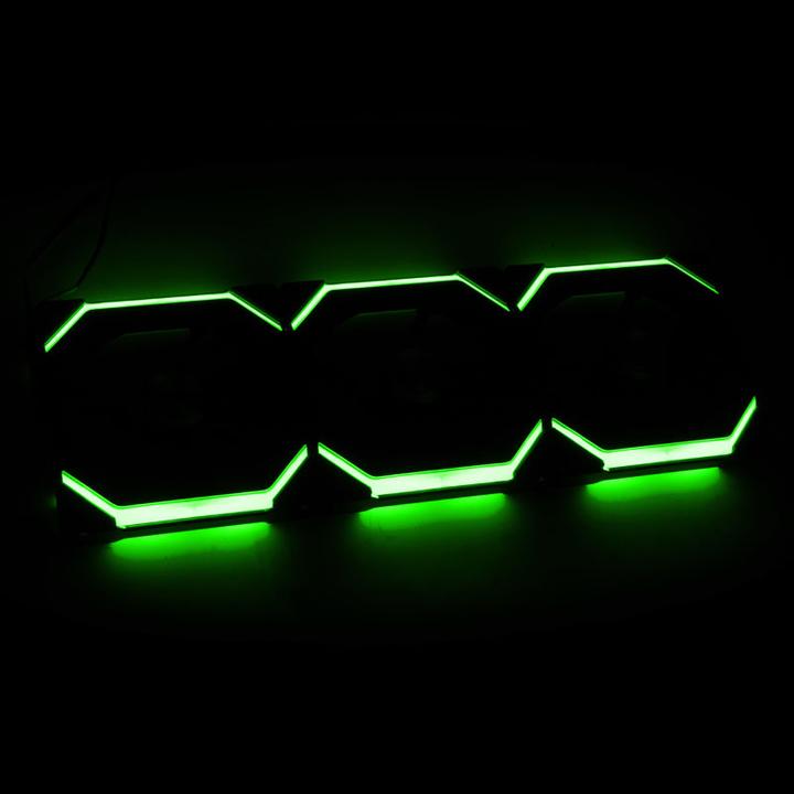 Actual product image Lian-Li UNI FAN SL120 RGB PWM fan, pack of 3 (120 mm, 3 x)