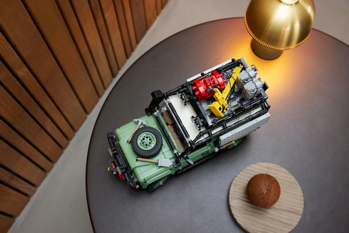 Immagine prodotto LEGO Icone classiche Land Rover Defender 90 10317 (10317, LEGO Icons, Set LEGO rari)