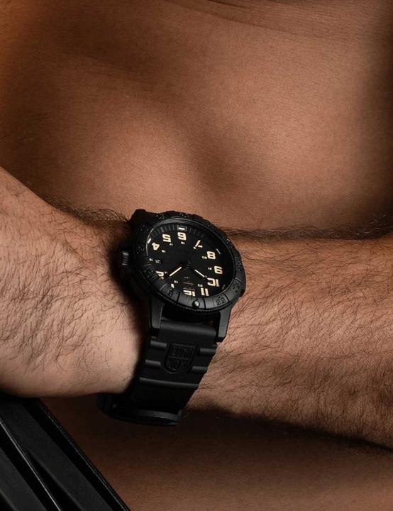 Immagine prodotto Luminox Navy Seal XS.0330 Tartaruga Gigante (Orologio sub, 44 mm)
