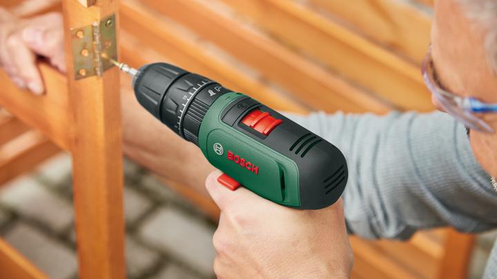 Image du produit Bosch Home & Garden EasyImpact 1200 (Fonctionnement sur batterie)