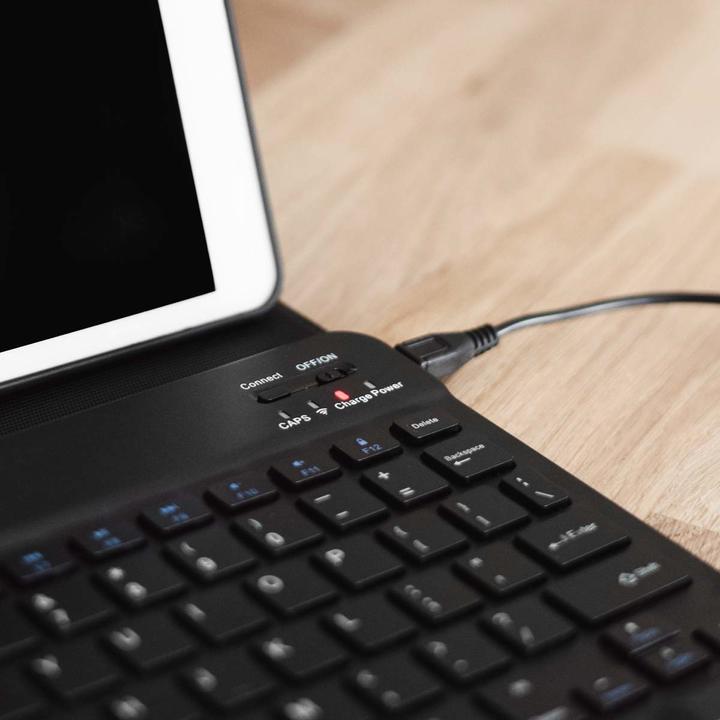 Actual product image Accezz QWERTY Bluetooth Keyboard Bookcase Samsung Galaxy Tab S9 11.0 inch (Eng. Int.)