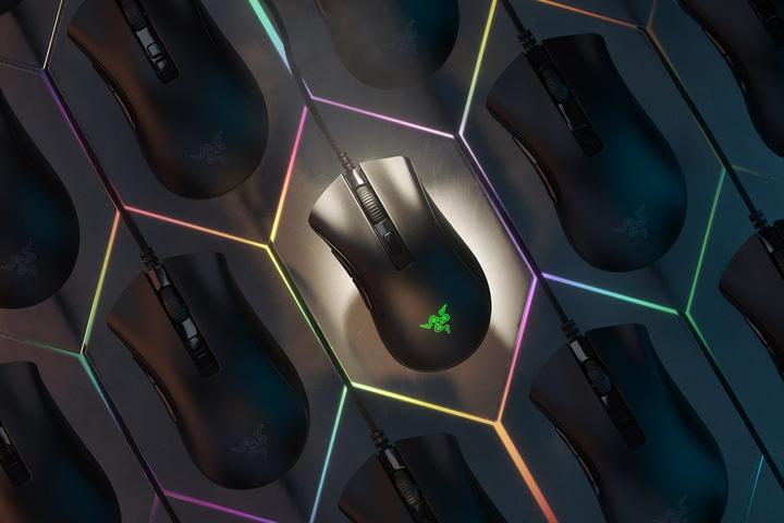 Produktbild Razer DeathAdder V2 Mini (Kabelgebunden)