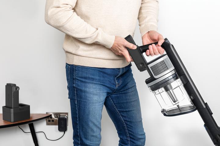 Actual product image Shark IZ320EU Battery Vacuum Cleaner + PowerFins +Flexology Dop-Battery