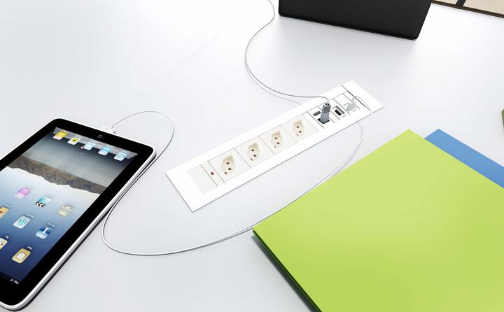 Image du produit IB Connect INTRO2.0 Prise ws 2x Type 13 1x USB-C 60W 1x RJ45 1x HDMI (2 x, HDMI, Type 13, RJ45, USB-C, 0.30 m)