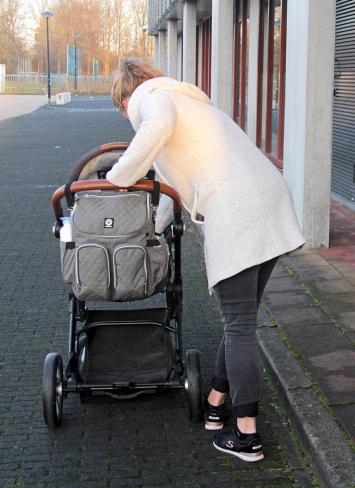 Image du produit Dooky Sac à dos 2 en 1 avec matelas à langer