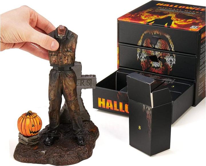 Immagine prodotto Numskull - Halloween- Calendario dell'Avvento di 24 giorni (figurina Michael Myers da costruire)