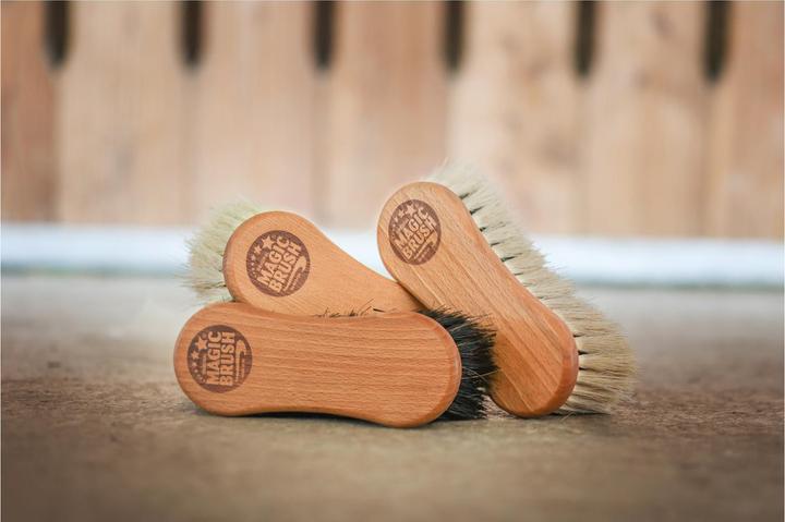 Actual product image Magic Brush Natural Fibres Combination Horse Brush