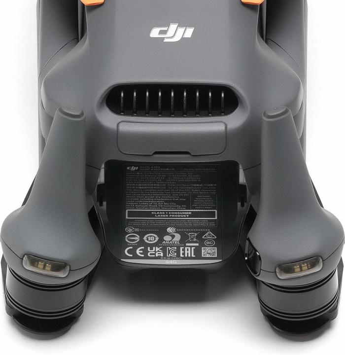 Actual product image DJI Mavic 4 Pro (51 min, 1063 g, 100 Mpx)