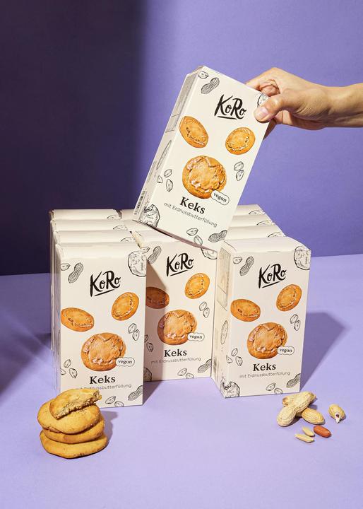 Produktbild KoRo Runde Kekse gefüllt mit Erdnussbuttercreme (12 Stk., 1800 g)