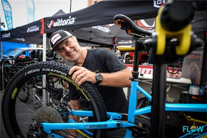 Immagine prodotto Vittoria Agarro 27.5" Trail 4C G2.0 (27.5 x 2.60, 65-584)