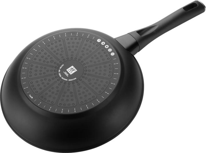 Actual product image Zwilling Madura Plus (28 cm, Frying pan, Cast aluminium)