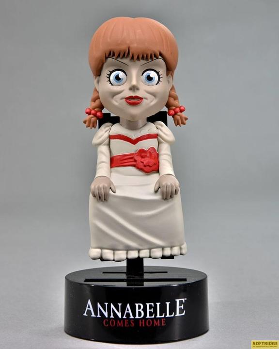 Produktbild Neca The Conjuring Universe Body Knocker Bobble Figure Annabelle 16 cm