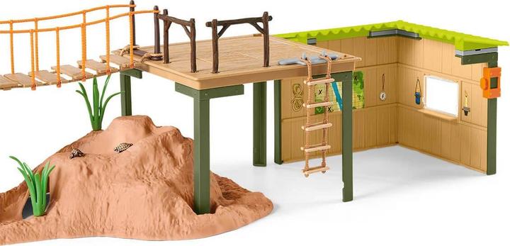 Actual product image Schleich Wild Life Adventure Station