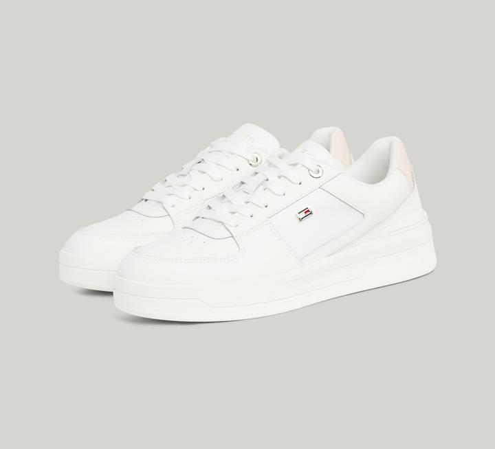 Actual product image Tommy Hilfiger Flag Basket Sneaker (38)