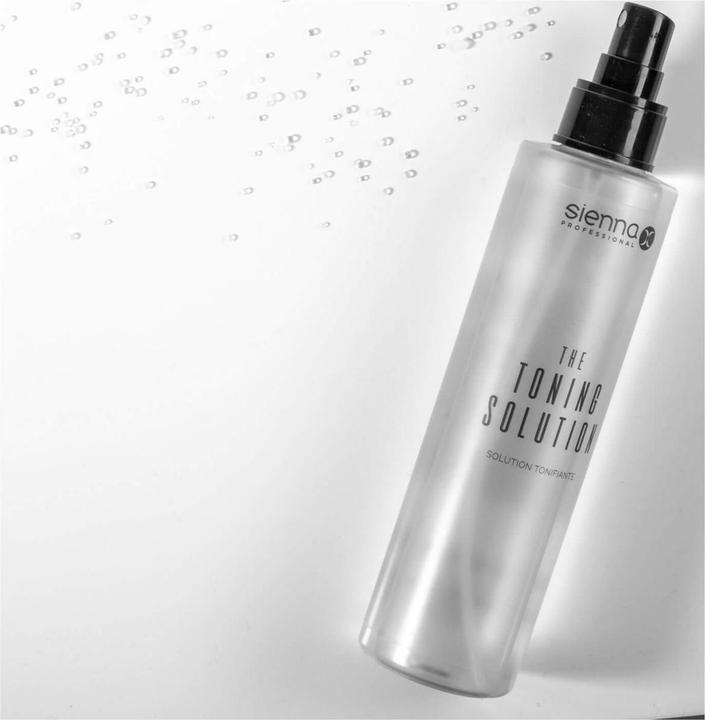 Actual product image Sienna X The Toning Solution with Rose Water (Tonic water, 200 ml)