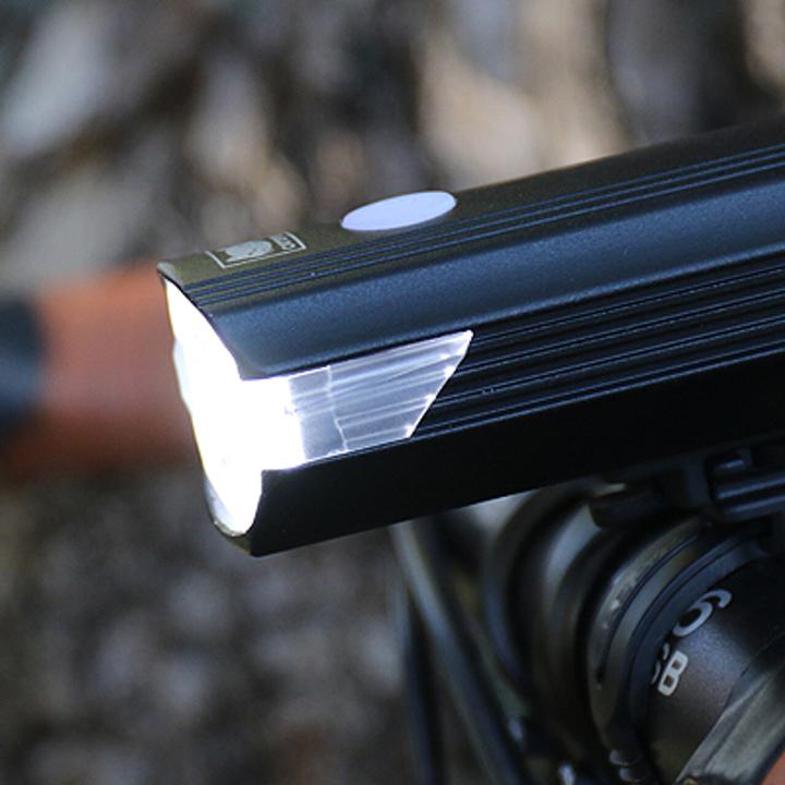 Actual product image CatEye AMPP2200 Headlight Bicycle â € “Bicycle lighting Max.2200 Lumen â € “Brand duration 1 to 60 h (2200 lm)